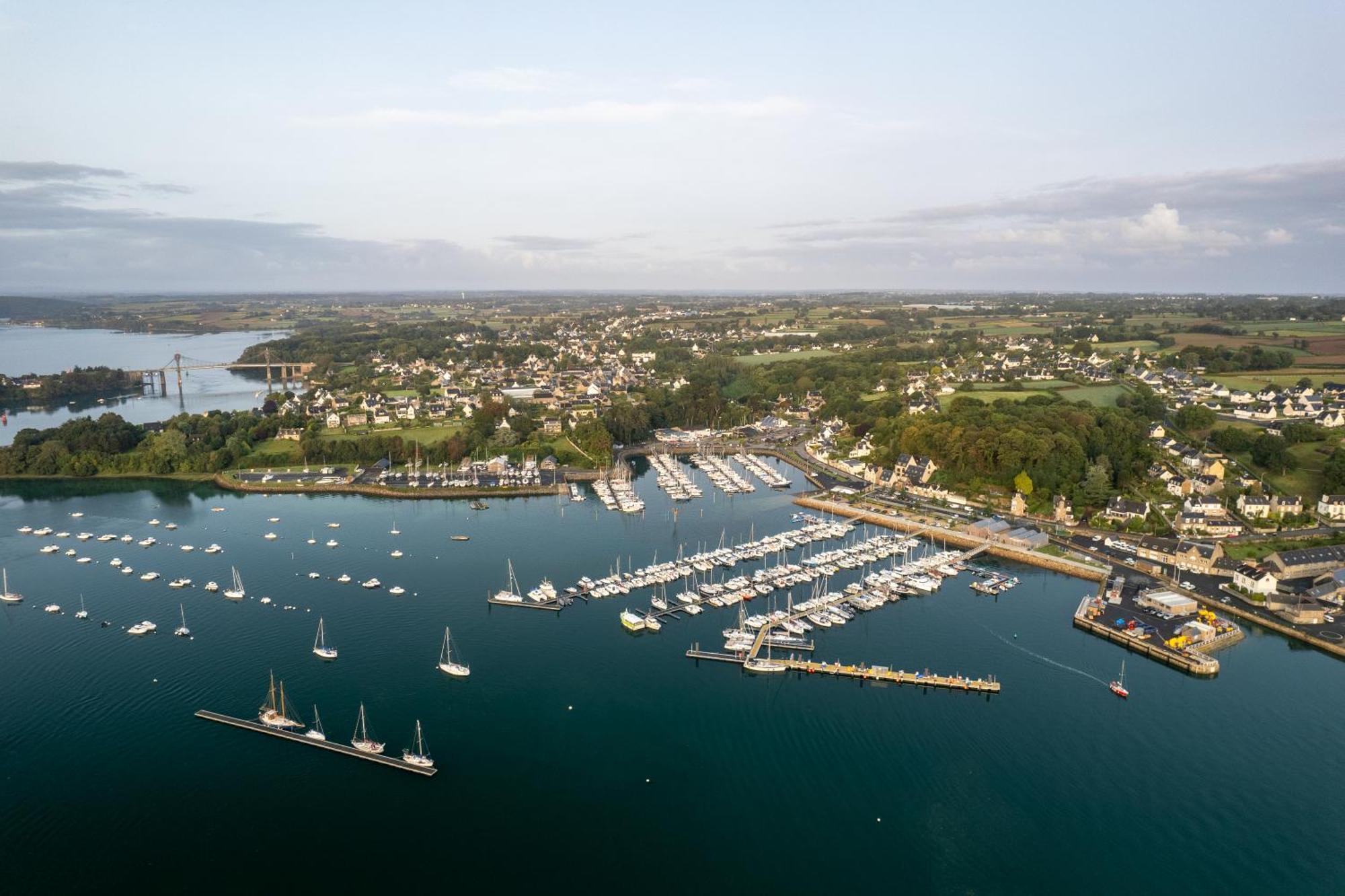 Gite De La Marina Dans La Presqu'Ile De Lézardrieux Exterior foto